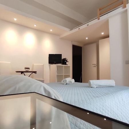 Bed and Breakfast Living Cagliari Marina Exterior foto